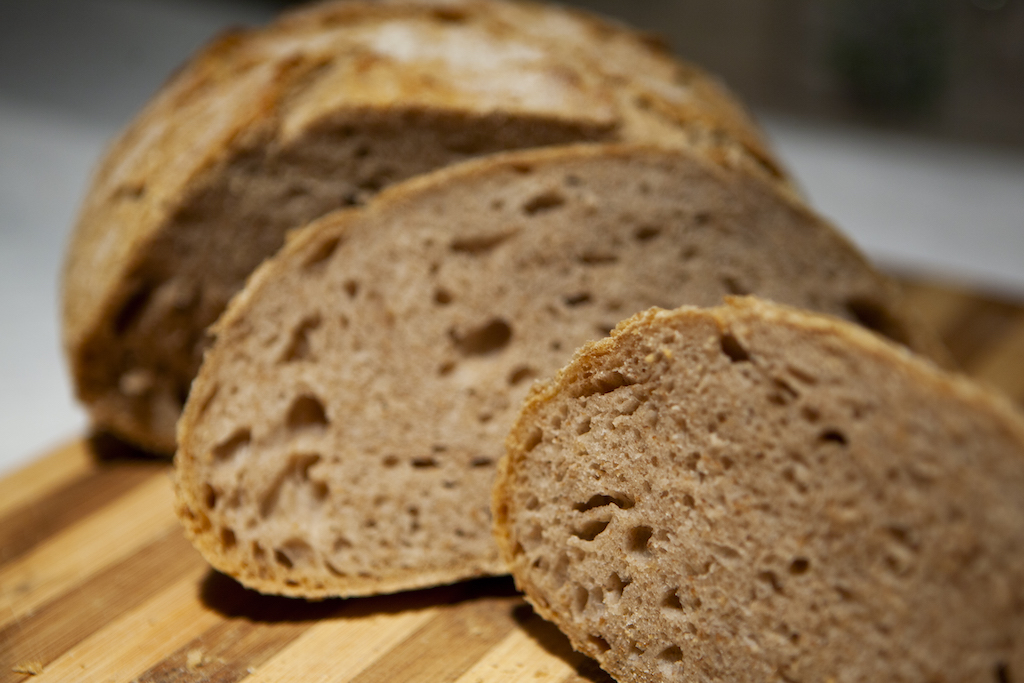 Pane semintegrale cotto nella pentola