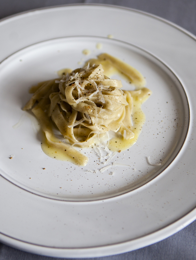 Tagliatelle saracene con provolone e arancia