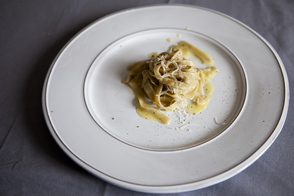 Tagliatelle saracene con provolone e arancia