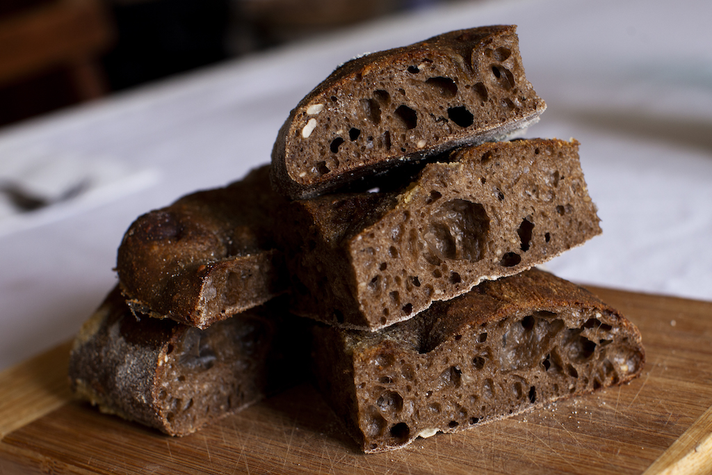 Focaccia nera