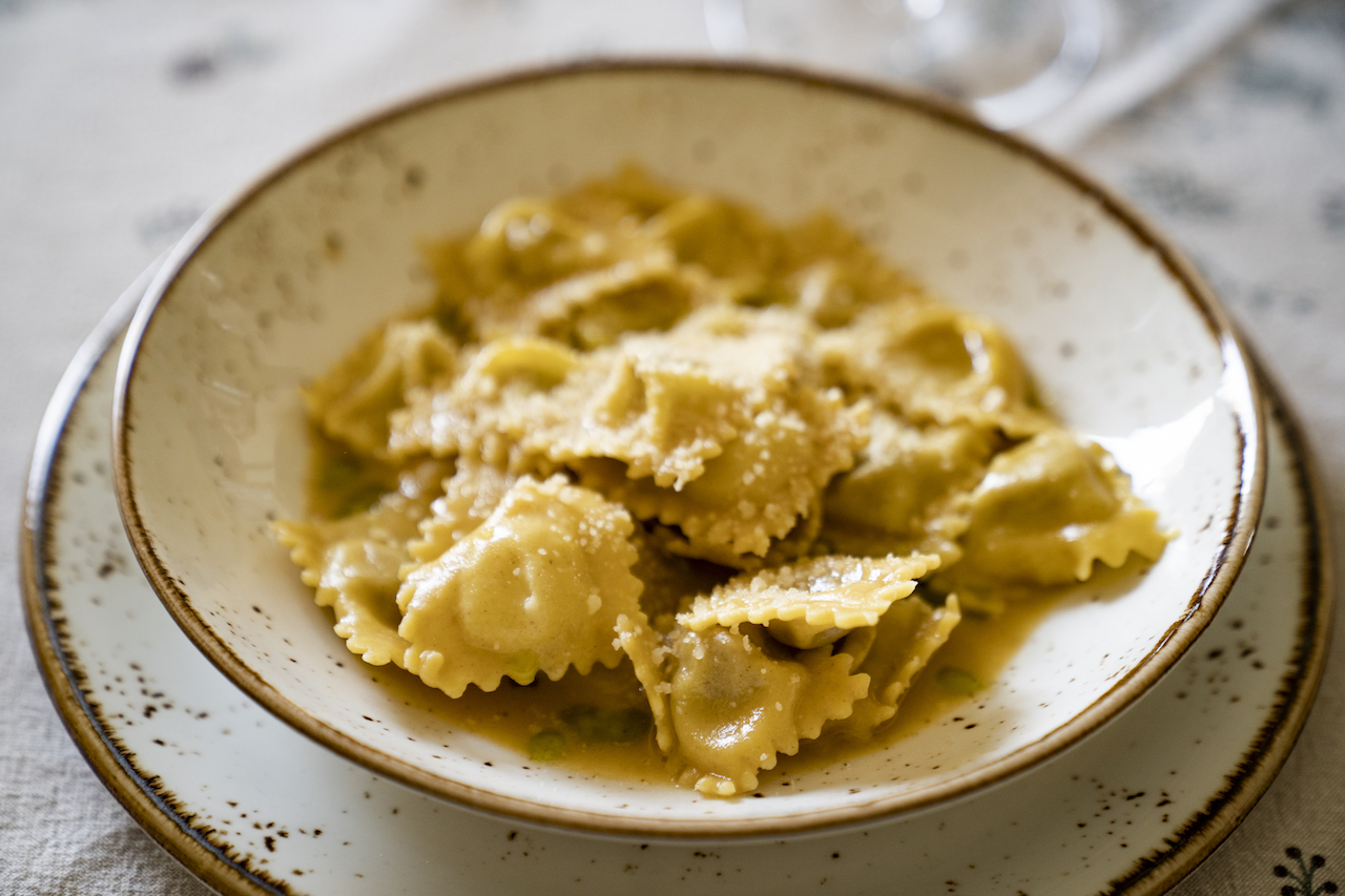 Agnolotti, sette arrosti, ragù fuggito.