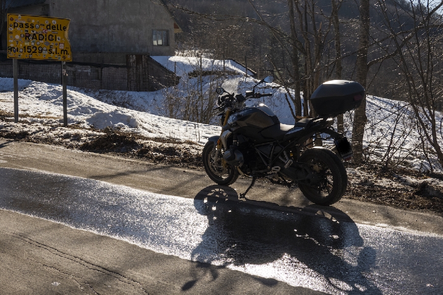 Il Passo delle Radici in moto